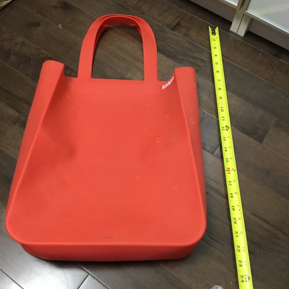 SiliBAG Silicone Fashion Tote Bag Wave Vertical
